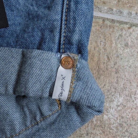 NWT One Teaspoon Bandits - Low Waist Cut Off Denim Shorts in Rosewood - Picture 3 of 8